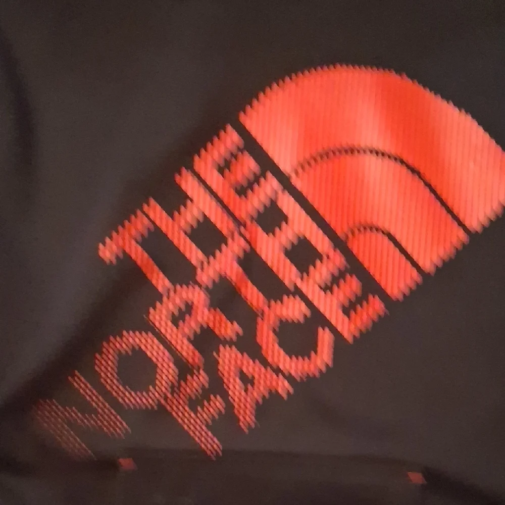 The North Face Black Sweatshirt with Red Graphic XXL - Picture 4 of 6